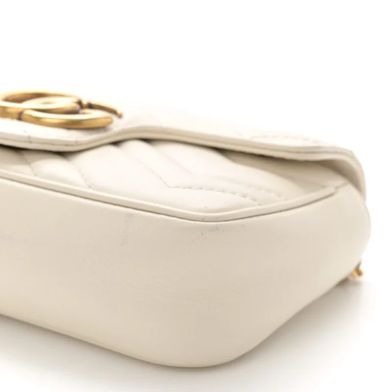 GUCCI MINI GG MARMONT SHOULDER BAG WHITE CALFSKIN MATELASS?? SUPER LEATHER AGED GOLD HARDWARE - Image 4