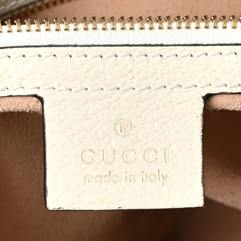 GUCCI MEDIUM OPHIDIA BOSTON BAG MYSTIC WHITE SUEDE & PATENT LEATHER GG WEB GOLD HARDWARE - Image 2