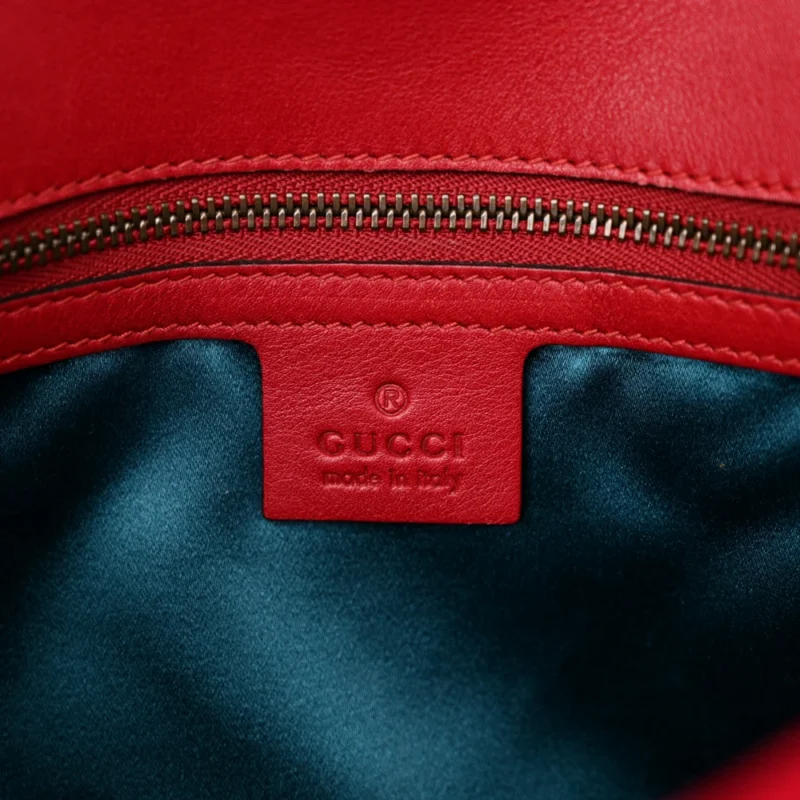 GUCCI MEDIUM GG MARMONT SHOULDER BAG HIBISCUS RED VELVET MATELASS?? LEATHER AGED GOLD HARDWARE - Image 2