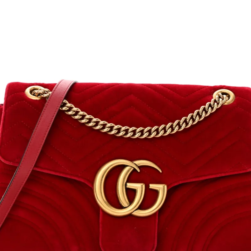 GUCCI MEDIUM GG MARMONT SHOULDER BAG HIBISCUS RED VELVET MATELASS?? LEATHER AGED GOLD HARDWARE - Image 10