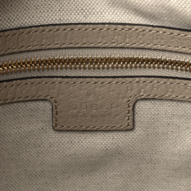 GUCCI SMALL WEB JACKIE 1961 HOBO BEIGE / MYSTIC WHITE / OATMEAL GG SUPREME MONOGRAM CANVAS & TEXTURED DOLLAR CALFSKIN LEATHER GOLD HARDWARE - Image 2