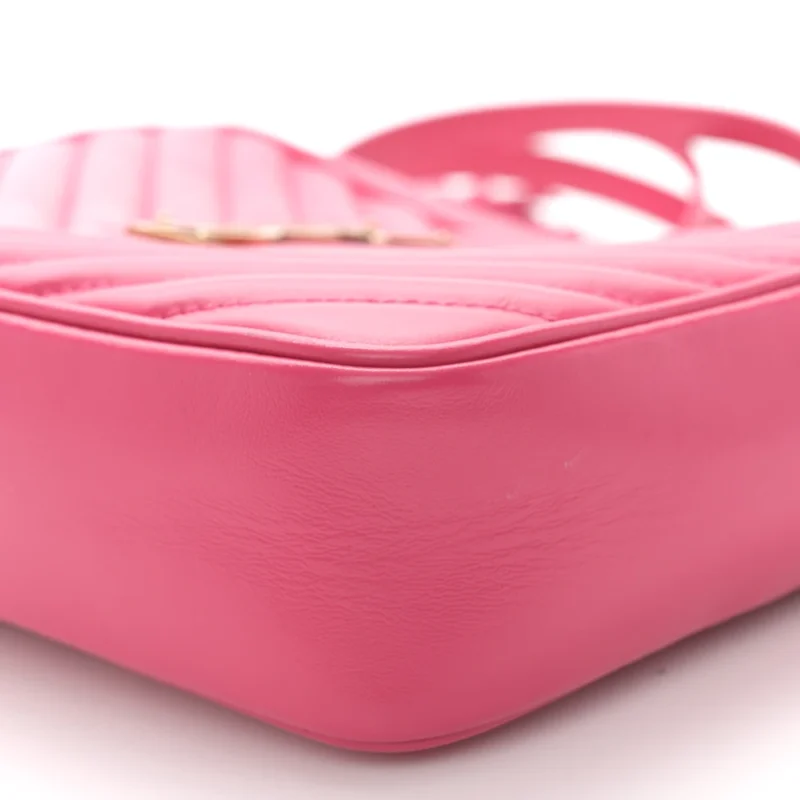 SAINT LAURENT MEDIUM LOU CAMERA BAG FUXIA MONOGRAM CALFSKIN MATELASSE LEATHER AGED GOLD HARDWARE - Image 5