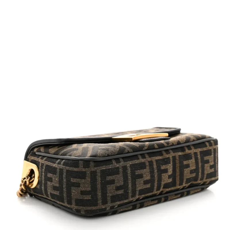 FENDI FF 1974 MIDI CHAIN BAGUETTE TOBACCO/MORO JACQUARD FABRIC AGED GOLD HARDWARE - Image 6