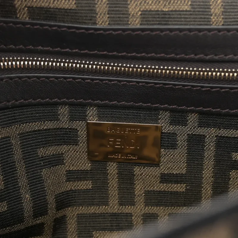 FENDI MEDIUM FF 1974 BAGUETTE TOBACCO/MORO/BLACK JACQUARD FABRIC GOLD HARDWARE - Image 2