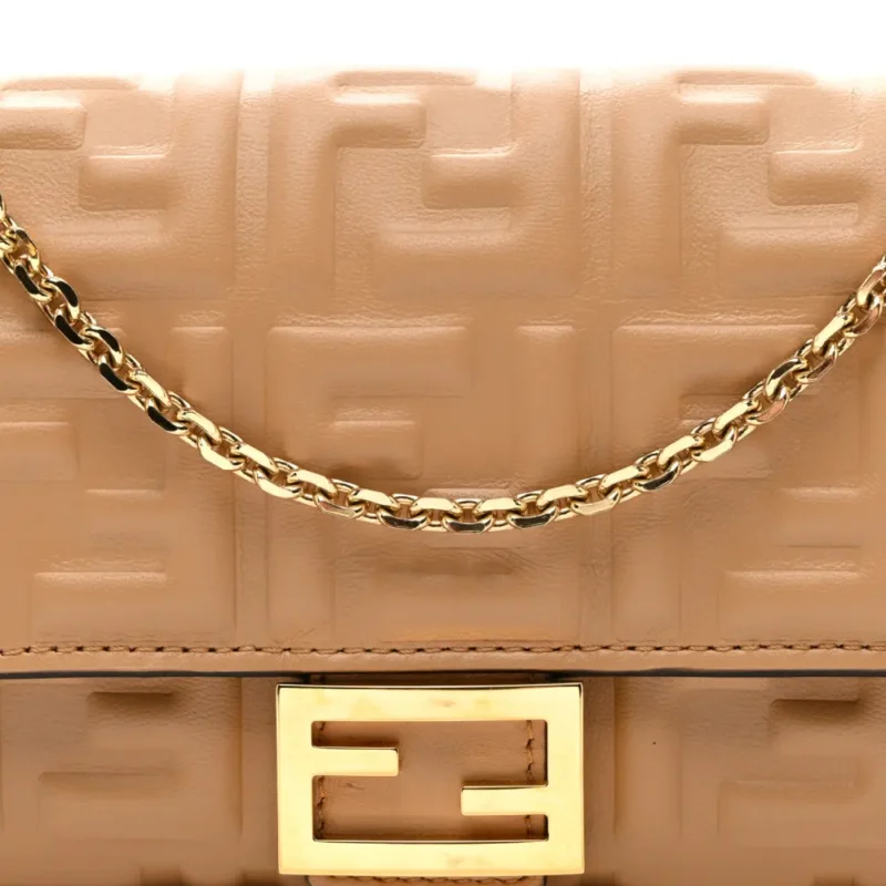 FENDI FF EMBOSSED CONTINENTAL WALLET ON CHAIN (WOC) MATISSE NAPPA LEATHER MIELE SCURO GOLD HARDWARE - Image 2