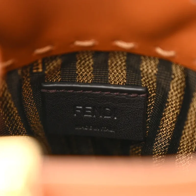 FENDI MINI LOGO EMBOSSED FENDI SUNSHINE SHOPPER TOTE CUOIO KING VITELLO LEATHER & PLEXIGLASS GOLD HARDWARE - Image 3