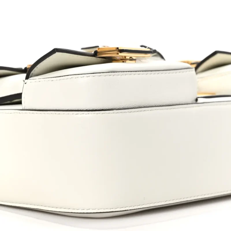 FENDI MULTIPOCKET BAGUETTE WHITE ICE SHINY NAPPA LEATHER GOLD HARDWARE - Image 4
