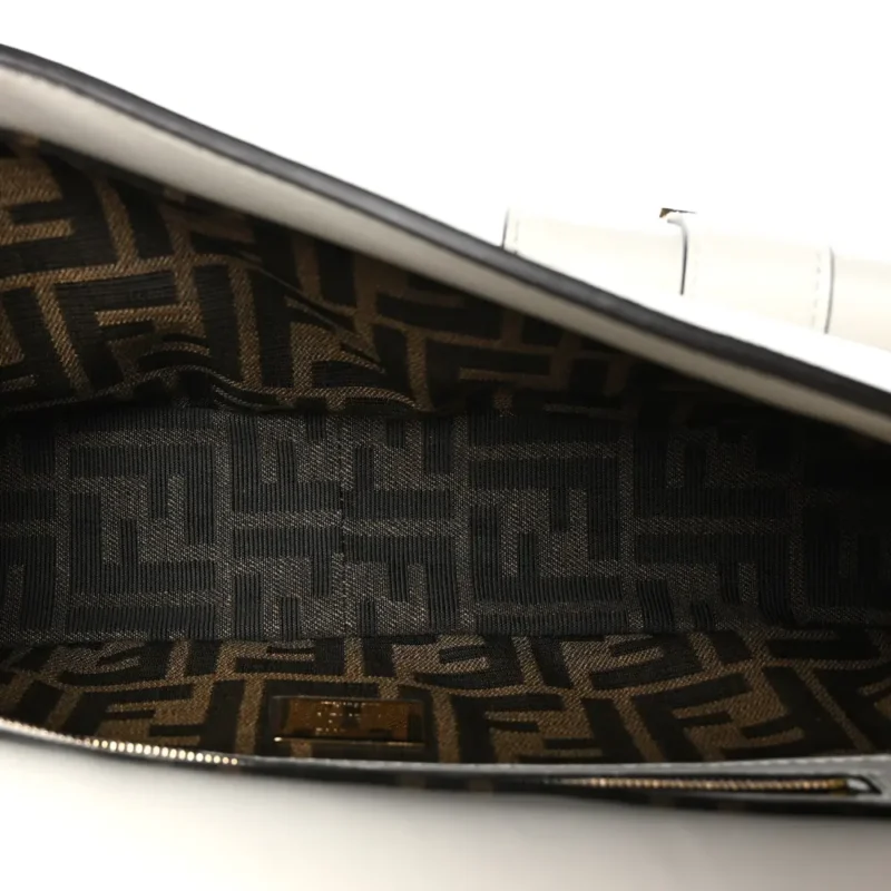 FENDI MULTIPOCKET BAGUETTE WHITE ICE SHINY NAPPA LEATHER GOLD HARDWARE - Image 7