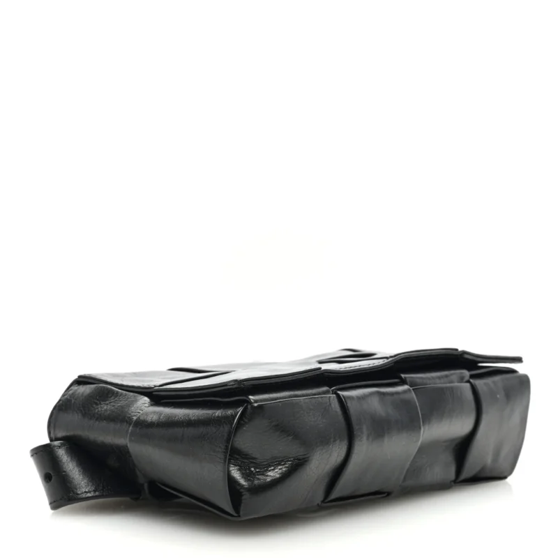 BOTTEGA VENETA SMALL INTRECCIO CASSETTE BELT BAG BLACK PAPER CALFSKIN LEATHER - Image 6