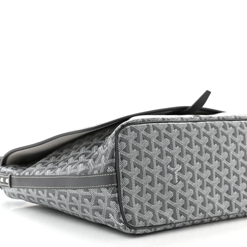 GOYARD MEDIUM CAPETIEN MESSENGER BAG GREY GOYARDINE CANVAS - Image 4