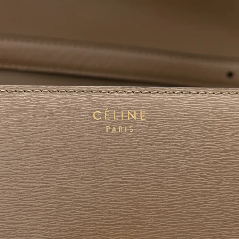 CELINE MEDIUM CLASSIC BOX FLAP BAG TAUPE LIEGE CALFSKIN LEATHER GOLD HARDWARE - Image 2