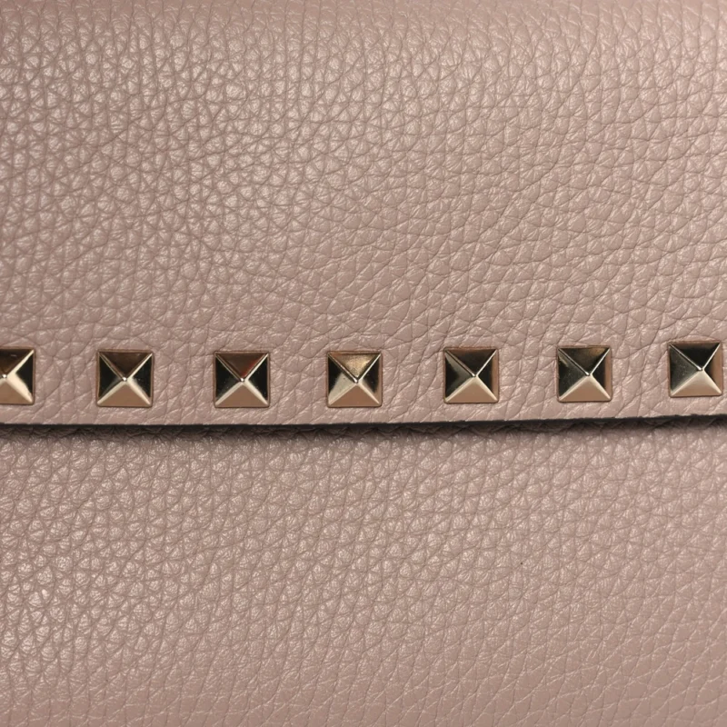 VALENTINO GARAVANI SMALL ROCKSTUD CROSSBODY POUCH POUDRE GRAINY CALFSKIN LEATHER GOLD HARDWARE - Image 8