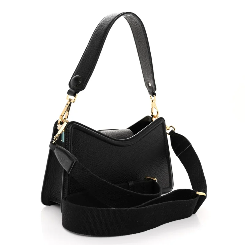 VALENTINO GARAVANI MEDIUM VLOGO SIGNATURE SHOULDER BAG BLACK GRAINY CALFSKIN LEATHER GOLD HARDWARE - Image 3