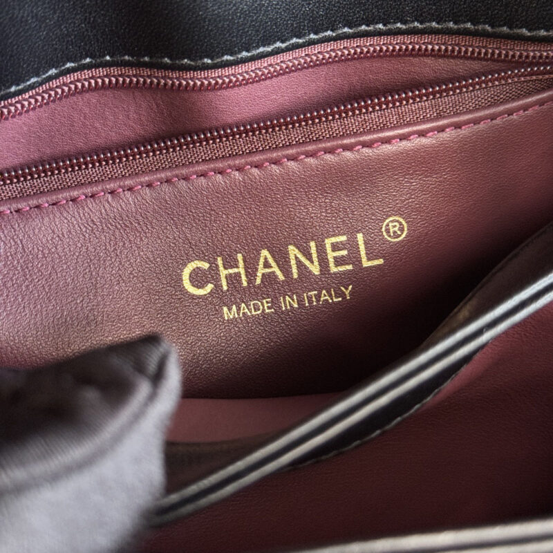 CHANEL SHEEPSKIN BLACK GOLD BUTTON HANDBAG CROSSBODY BAG - Image 10