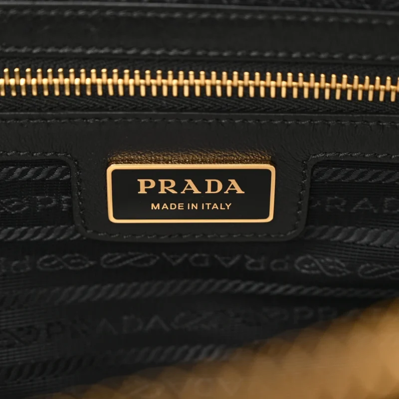 PRADA MEDIUM RE-EDITION 1978 TWO HANDLE BAG BLACK RE-NYLON & SAFFIANO LEATHER GOLD HARDWARE - Image 2