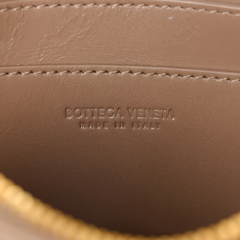BOTTEGA VENETA MINI INTRECCIO CASSETTE PHONE POUCH CROSSBODY BAG MARRONE LAMBSKIN LEATHER - Image 2