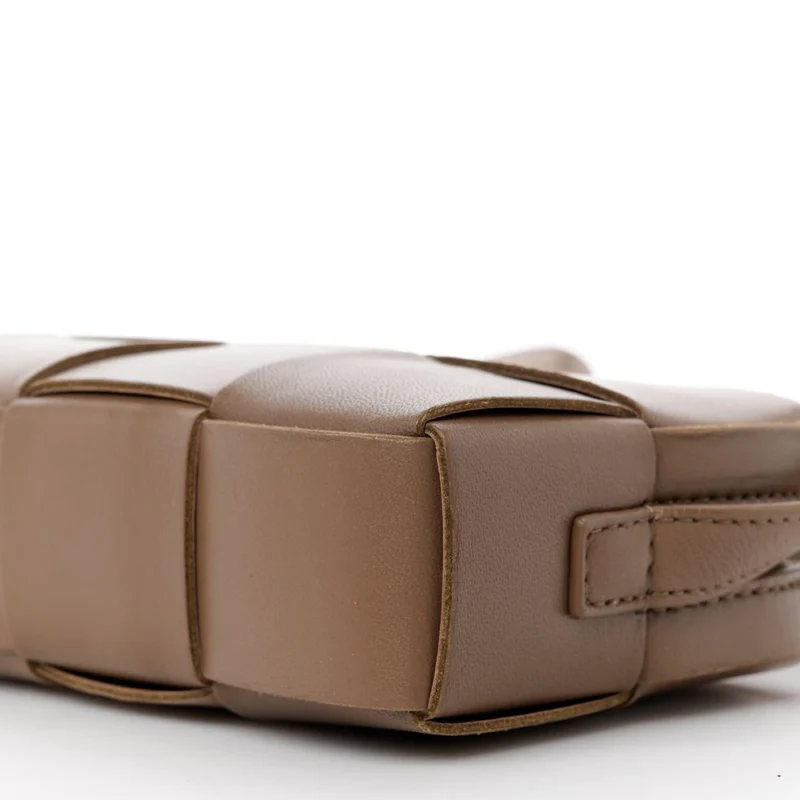 BOTTEGA VENETA MINI INTRECCIO CASSETTE PHONE POUCH CROSSBODY BAG MARRONE LAMBSKIN LEATHER - Image 5