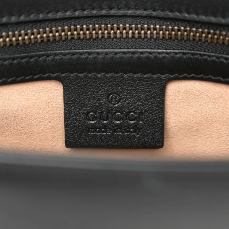 GUCCI MEDIUM GG MARMONT SHOULDER BAG BLACK CALFSKIN MATELASS?? LEATHER ANTIQUE GOLD HARDWARE - Image 2