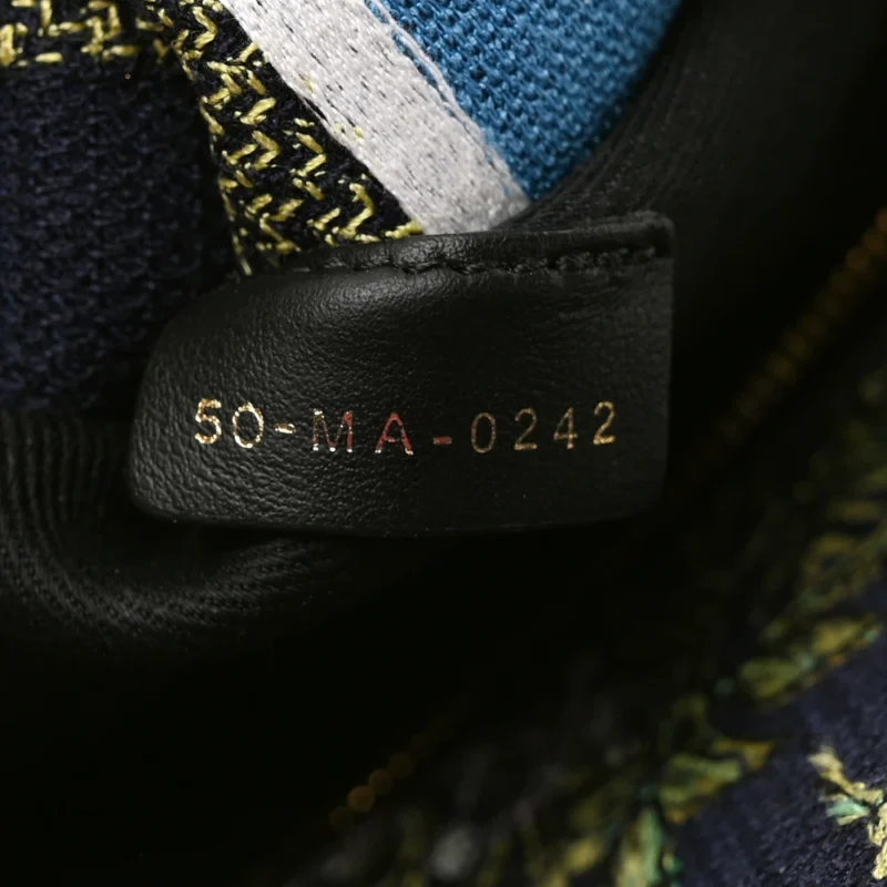 DIOR MEDIUM D-CONSTELLATION LADY D-LITE BLUE MULTICOLOR EMBROIDERED CANVAS GOLD HARDWARE $410 - Image 11