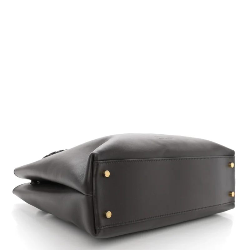 BOTTEGA VENETA MEDIUM ANDIAMO SHOULDER BAG FONDANT SILKY CALFSKIN LEATHER GOLD HARDWARE - Image 6