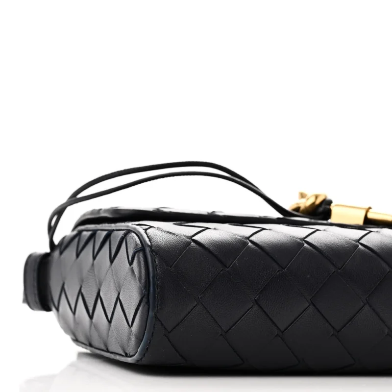 BOTTEGA VENETA MEDIUM INTRECCIATO ANDIAMO SHOULDER BAG SPACE NAPPA LEATHER GOLD HARDWARE - Image 4