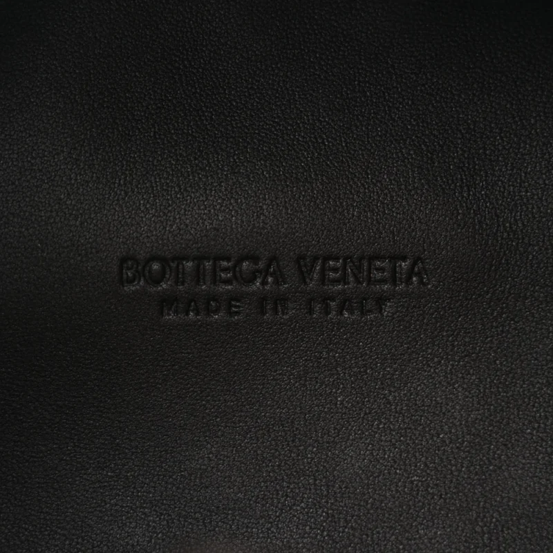 BOTTEGA VENETA SMALL INTRECCIATO PARACHUTE SHOULDER BAG FONDANT NAPPA LEATHER - Image 2