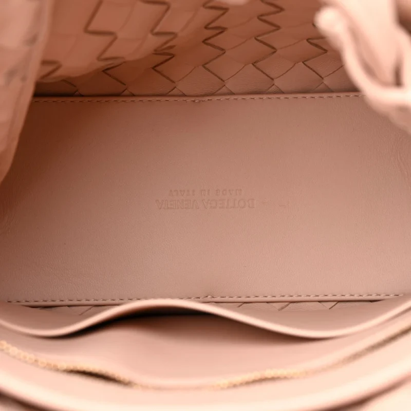 BOTTEGA VENETA SMALL INTRECCIATO ANDIAMO SHOULDER BAG NUDE NAPPA LEATHER - Image 7