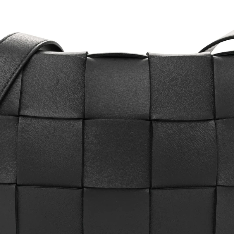BOTTEGA VENETA MAXI INTRECCIATO CASSETTE CROSSBODY BAG BLACK LAMBSKIN LEATHER - Image 8