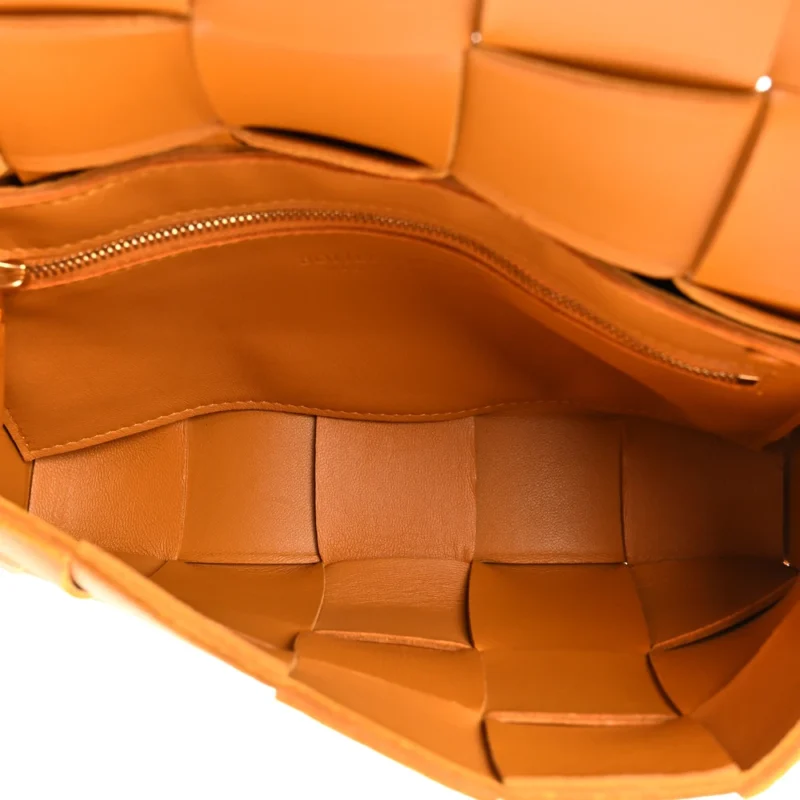 BOTTEGA VENETA MAXI INTRECCIATO CASSETTE CROSSBODY BAG COB LAMBSKIN LEATHER - Image 7