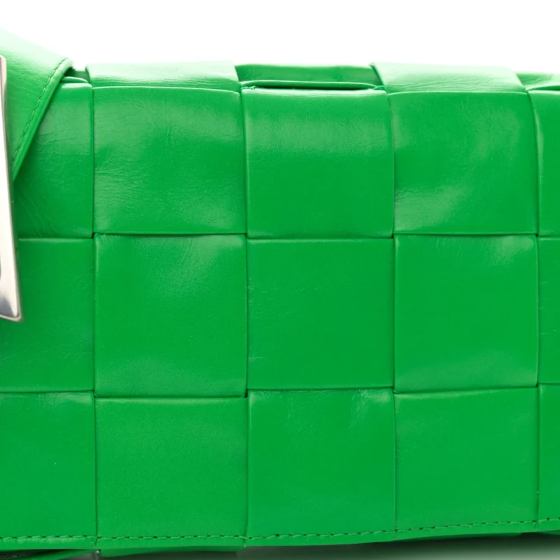 BOTTEGA VENETA MAXI INTRECCIATO SMALL CASSETTE CROSSBODY BAG GRASS PAPER CALFSKIN LEATHER - Image 8