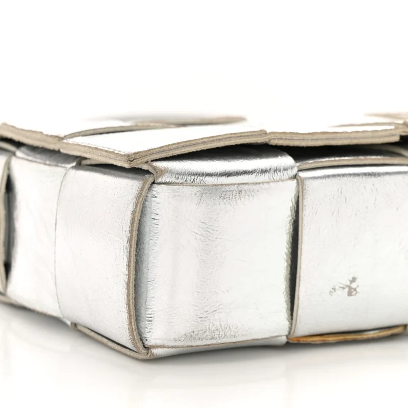 BOTTEGA VENETA MAXI INTRECCIATO CASSETTE CROSSBODY BAG METALLIC SILVER LAMBSKIN LEATHER - Image 4