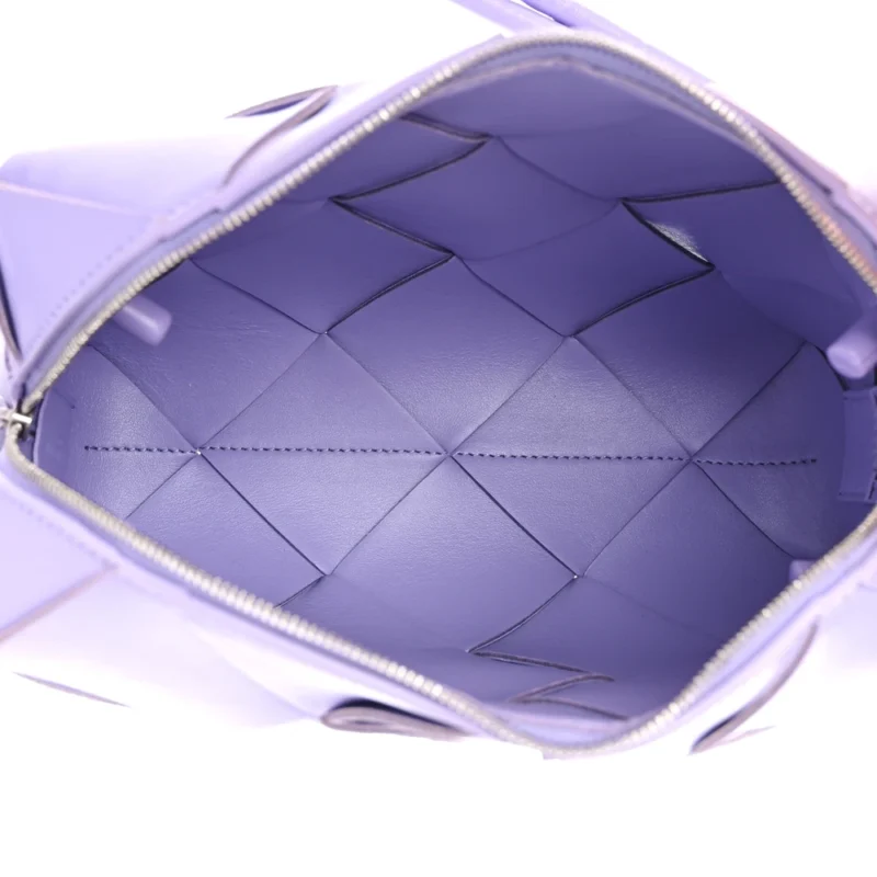 BOTTEGA VENETA MAXI INTRECCIATO SMALL CASSETTE CAMERA BAG WISTERIA LAMBSKIN LEATHER - Image 7