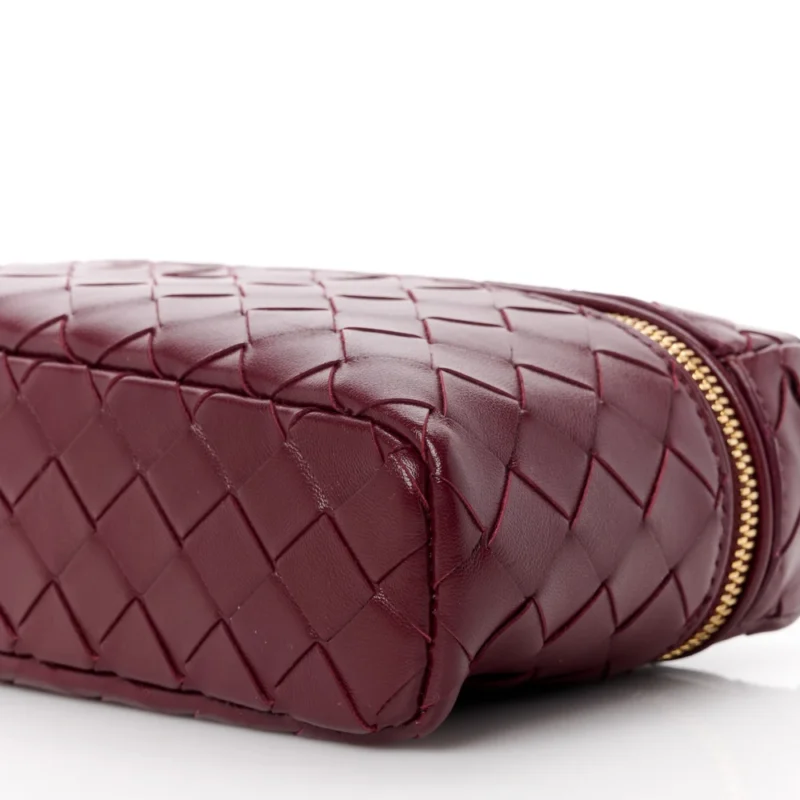 BOTTEGA VENETA INTRECCIATO BANG BANG VANITY CASE CHERRY NAPPA LEATHER GOLD HARDWARE - Image 4
