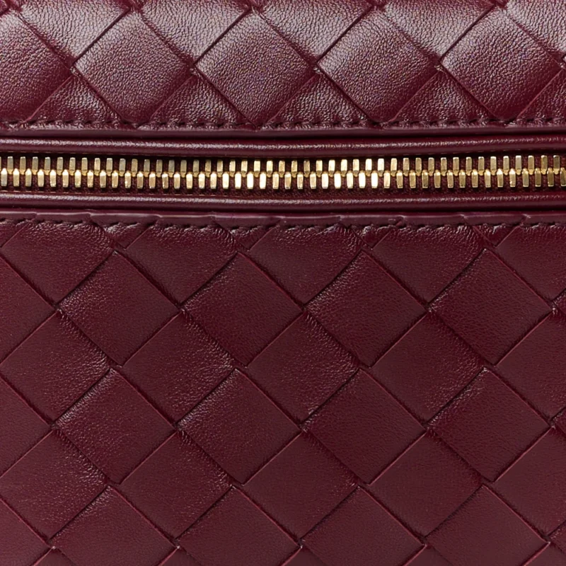 BOTTEGA VENETA INTRECCIATO BANG BANG VANITY CASE CHERRY NAPPA LEATHER GOLD HARDWARE - Image 8