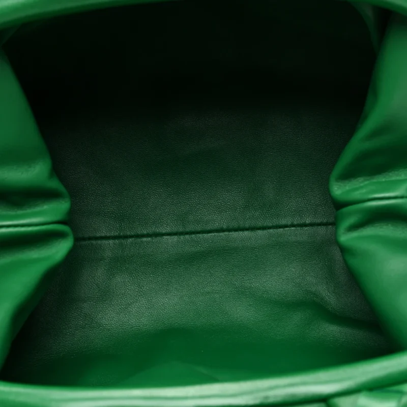 BOTTEGA VENETA INTRECCIATO THE POUCH OVERSIZED CLUTCH RACING GREEN NAPPA LEATHER - Image 7