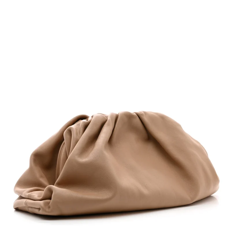 BOTTEGA VENETA OVERSIZED THE POUCH CLUTCH NUDE SMOOTH BUTTER CALF LEATHER - Image 3