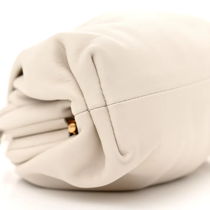 BOTTEGA VENETA MINI THE POUCH PLASTER BUTTER CALF LEATHER - Image 4