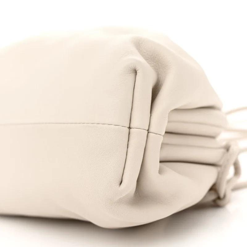 BOTTEGA VENETA MINI THE POUCH PLASTER BUTTER CALF LEATHER - Image 5