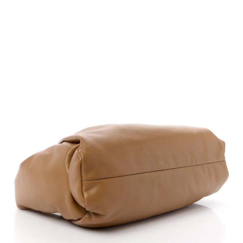 BOTTEGA VENETA SMALL THE SHOULDER POUCH CAMMELLO SMOOTH BUTTER CALF LEATHER - Image 6