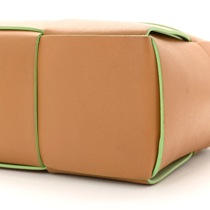 BOTTEGA VENETA SMALL INTRECCIATO ARCO TOTE CARMEL PISTACHIO NAPPA LEATHER - Image 5