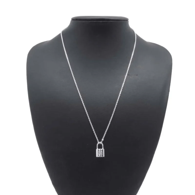 LOUIS VUITTON PANDANTIF LOCK IT NECKLACE - Image 4