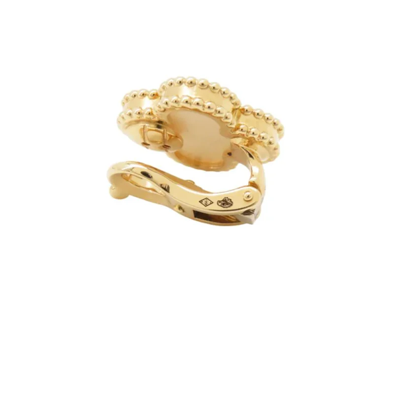 VAN CLEEF & ARPELS VINTAGE ALHAMBRA EARRING - Image 5