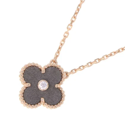 VAN CLEEF & ARPELS NECKLACE VINTAGE ALHAMBRA HOLIDAY