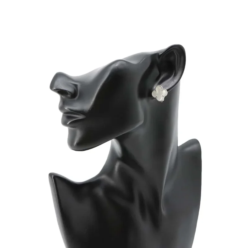 VAN CLEEF & ARPELS VINTAGE ALHAMBRA EARRING - Image 4