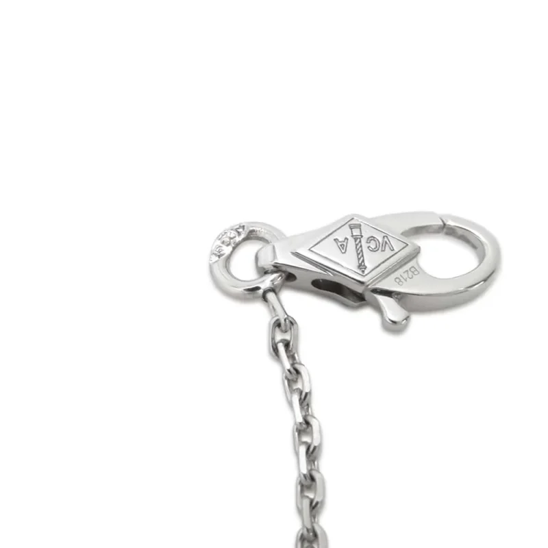VAN CLEEF & ARPELS SWEET ALHAMBRA PENDANT - Image 9
