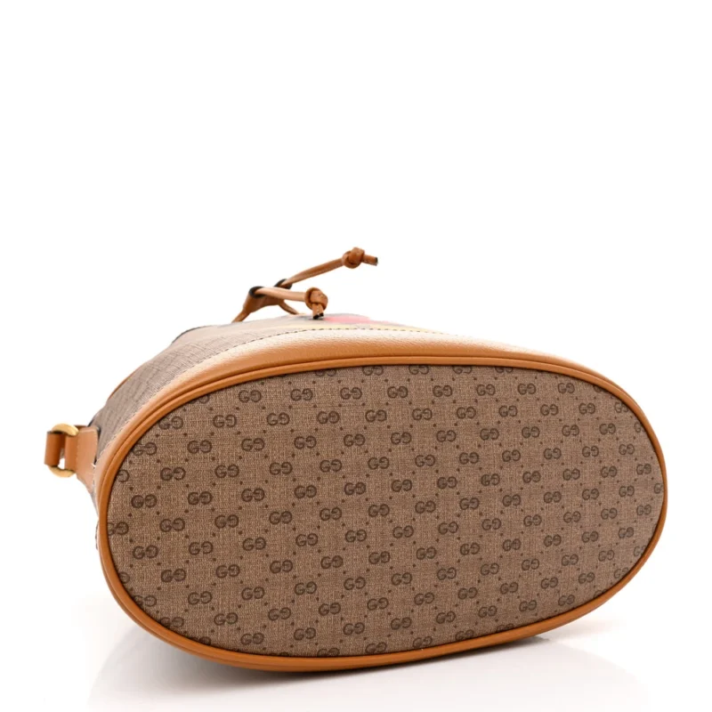 GUCCI X DISNEY MINI BUCKET BAG BEIGE / VINTAGE SUN OIL GG SUPREME MONOGRAM COATED CANVAS GOLD HARDWARE - Image 6