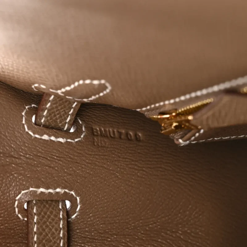 HERM??S KELLY SELLIER 25 ETOUPE EPSOM LEATHER GOLD HARDWARE - Image 8