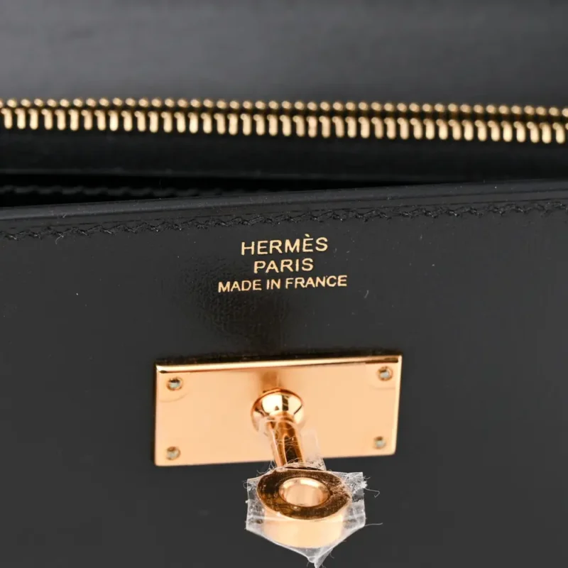 HERM??S KELLY WALLET TO GO BLACK BOX LEATHER GOLD HARDWARE - Image 2