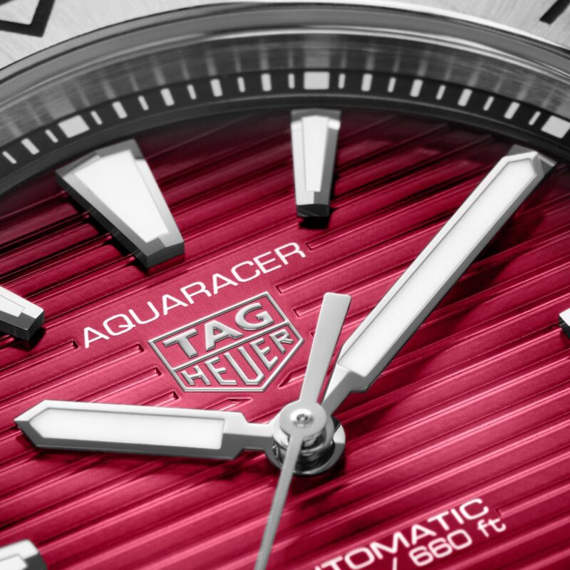 TAG HEUER AQUARACER PROFESSIONAL 200 40MM MENS WATCH RED WBP2114.BA0627 - Image 3