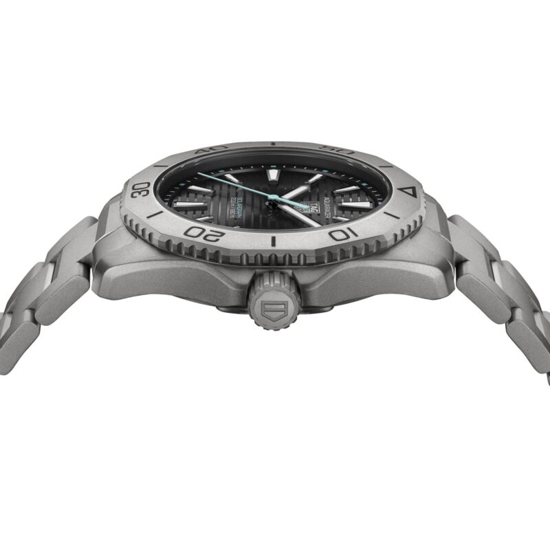 TAG HEUER AQUARACER PROFESSIONAL 200 SOLARGRAPH 40MM MENS WATCH TITANIUM WBP1180.BF0000 - Image 3